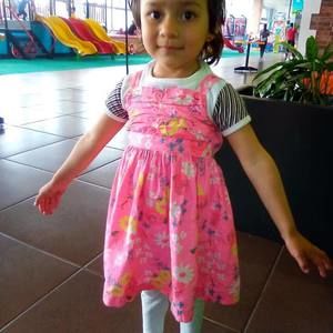 Meet your Posher, Lorena